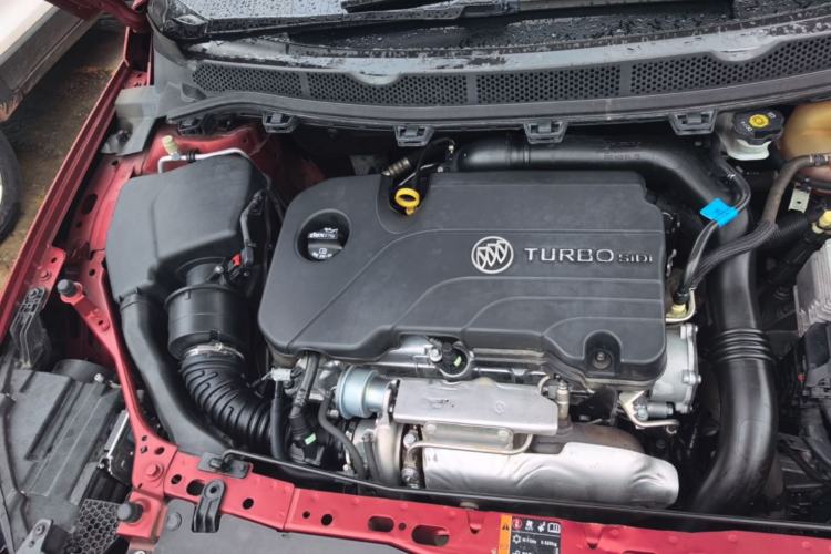 Used Buick Verano 2015 Sedan 20T Dual-Clutch Leading Model Engine Bay