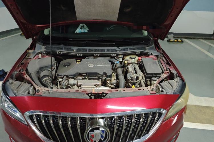 Used Buick Verano 2015 Sedan 20T Dual-Clutch Leading Model Engine Bay
