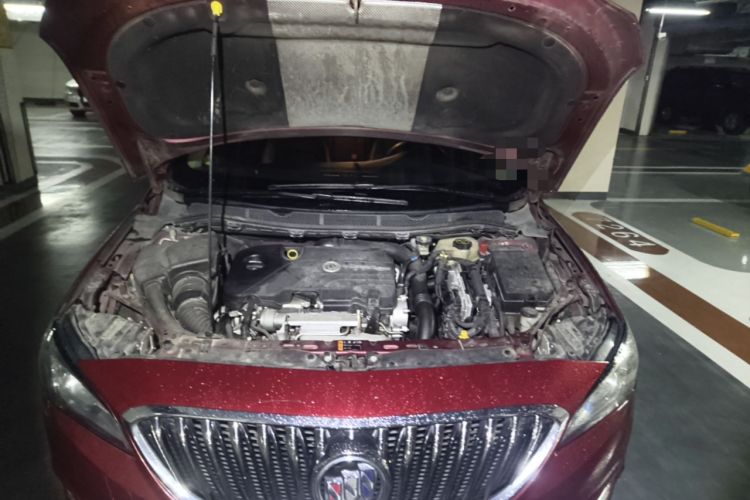 Used Buick Verano 2015 Sedan 20T Dual-Clutch Leading Model Engine Bay