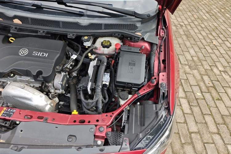 Used Buick Verano 2015 Sedan 15S Automatic Ambition Model Engine Bay Left