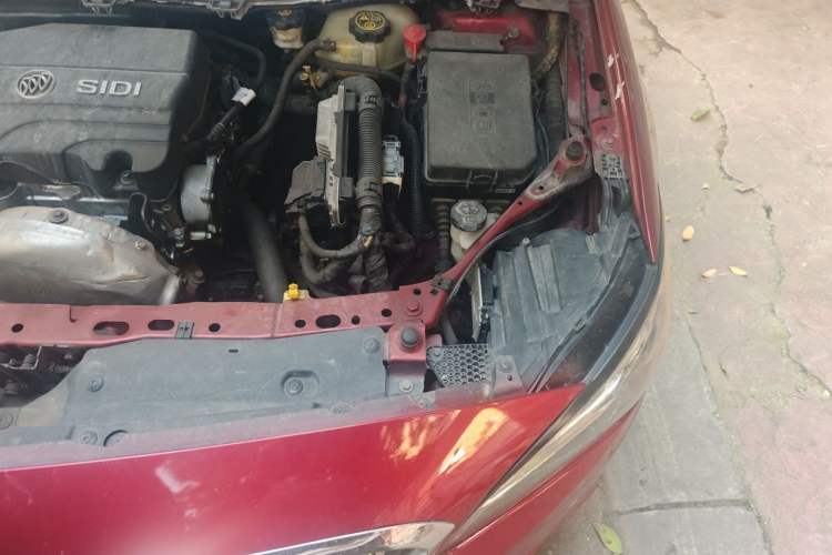 Used Buick Verano 2015 Sedan 15S Automatic Leading Model Engine Bay Left