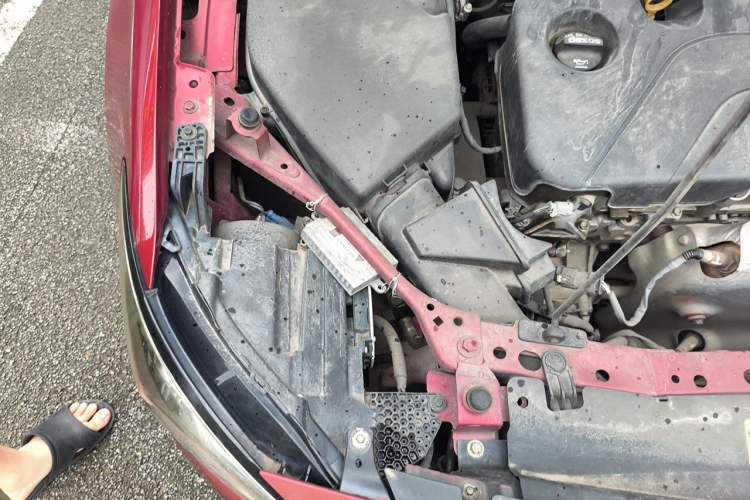 Used Buick Verano 2015 Sedan 15S Automatic Ambition Model Engine Bay Right