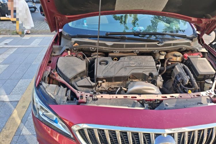Used Buick Verano 2015 Sedan 15S Automatic Leading Model Engine Bay Right