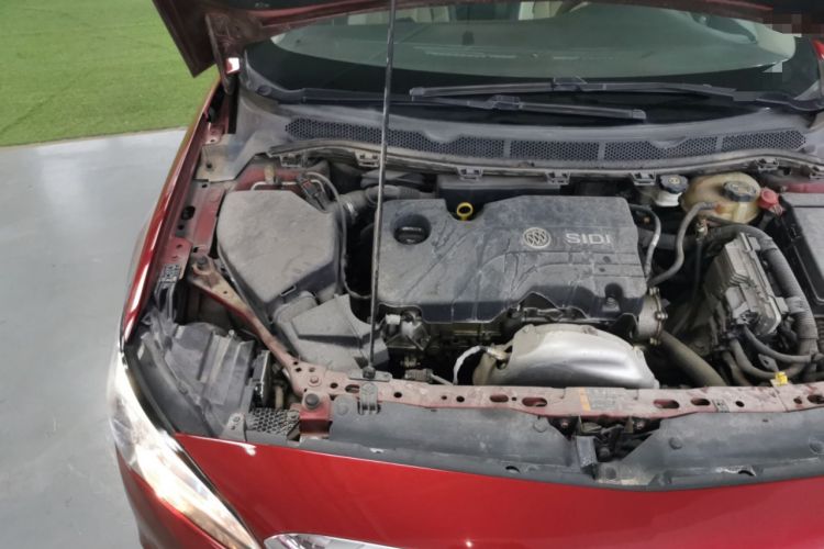 Used Buick Verano 2015 Sedan 15S Automatic Leading Model Engine Bay Right