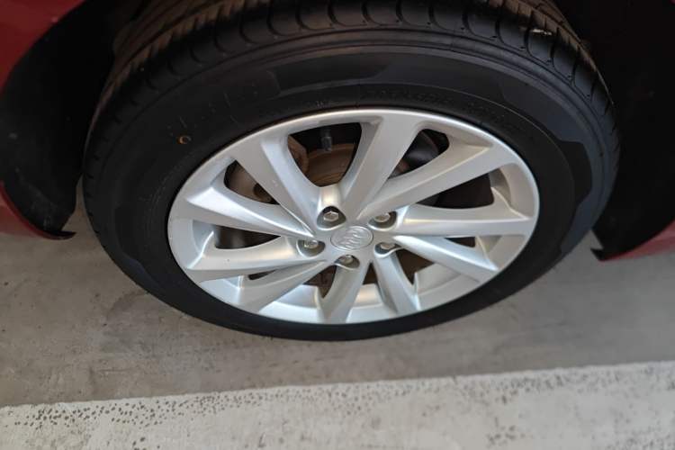 Used Buick Verano 2015 Sedan 15S Automatic Leading Model Exterior 5