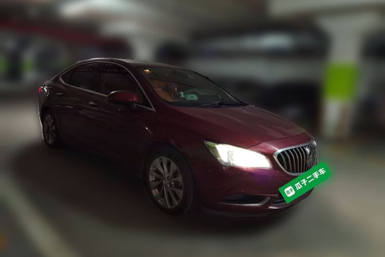 Used Buick Verano 2015 Sedan 20T Dual-Clutch Luxury Model Front Right 45 Deg