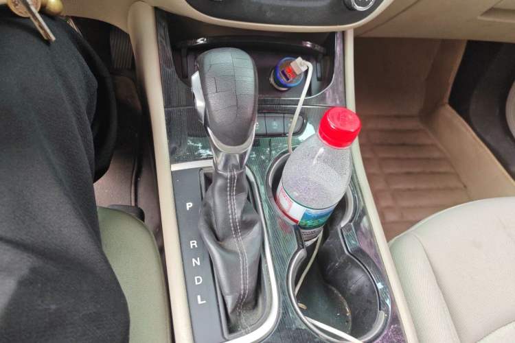 Used Buick Verano 2015 Sedan 15S Automatic Ambition Model Gear Lever