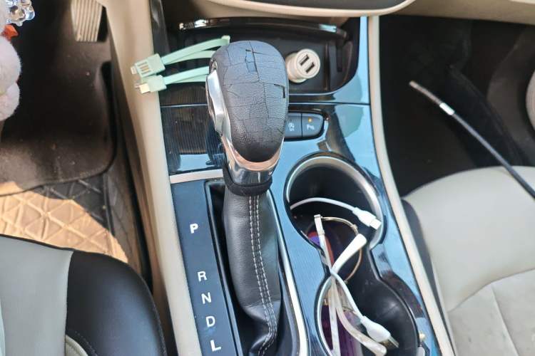 Used Buick Verano 2015 Sedan 15S Automatic Leading Model Gear Lever