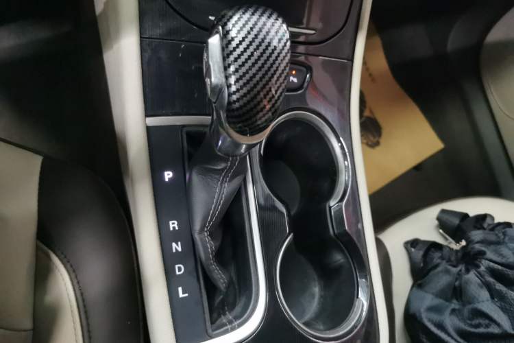 Used Buick Verano 2015 Sedan 15S Automatic Leading Model Gear Lever