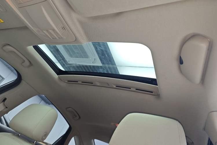 Used Buick Verano 2015 Sedan 15S Automatic Ambition Model Headliner