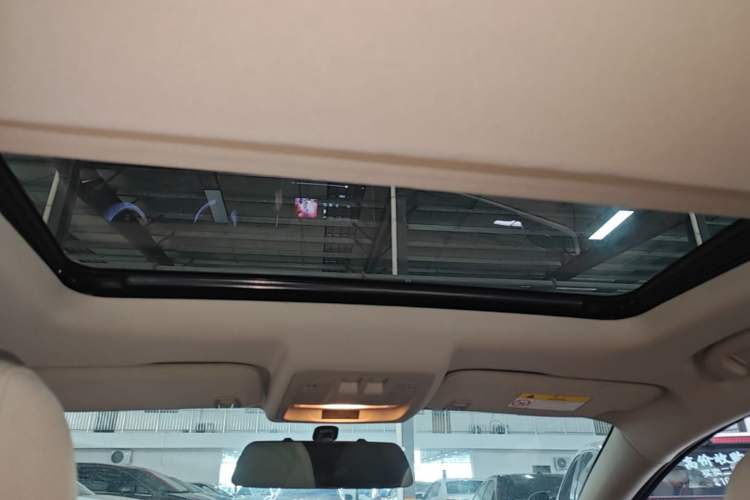 Used Buick Verano 2015 Sedan 15S Automatic Ambition Model Headliner