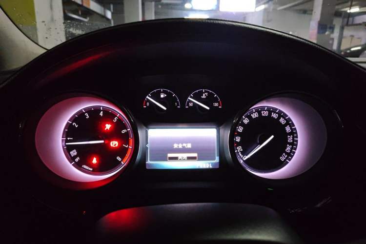 Used Buick Verano 2015 Sedan 20T Dual-Clutch Leading Model Instrument Cluster