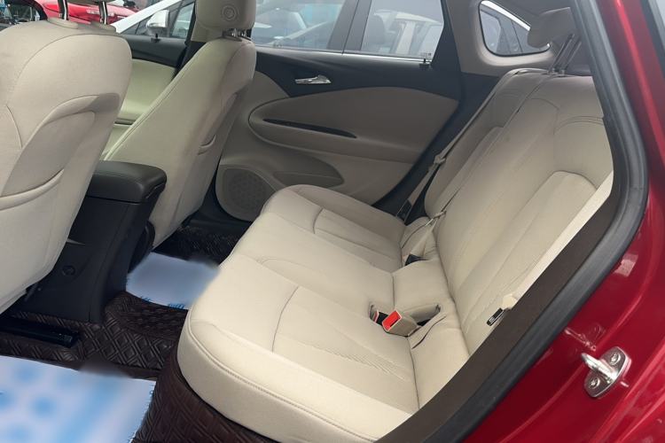 Used Buick Verano 2015 Sedan 15S Manual Entry-Level Model Interior 1