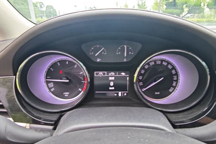 Used Buick Verano 2015 Sedan 15S Automatic Ambition Model Interior 3