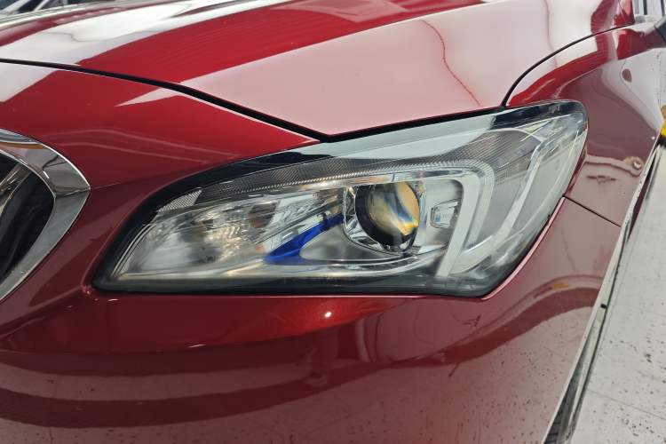 Used Buick Verano 2015 Sedan 15S Automatic Ambition Model Left Front Headlight