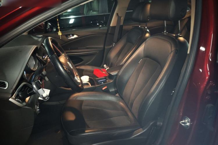 Used Buick Verano 2015 Sedan 20T Dual-Clutch Elite Model Left Front Seat