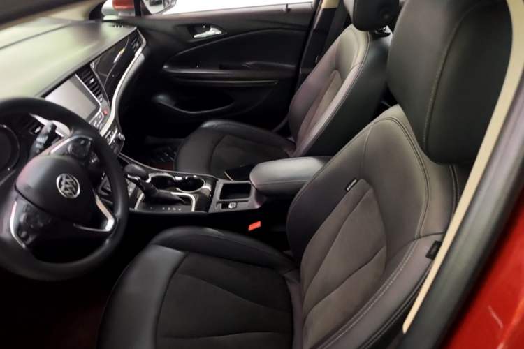 Used Buick Verano 2015 Sedan 20T Dual-Clutch Elite Model Left Front Seat