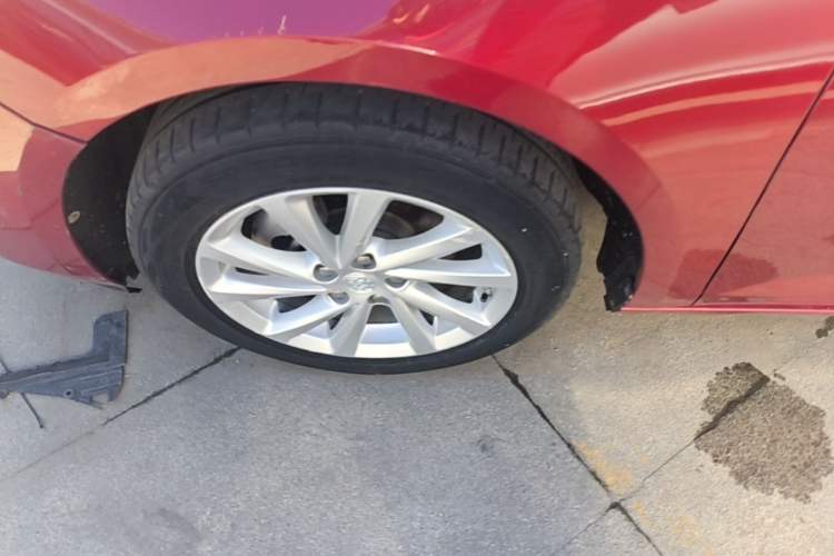 Used Buick Verano 2015 Sedan 15S Automatic Leading Model Left Front Wheel Hub