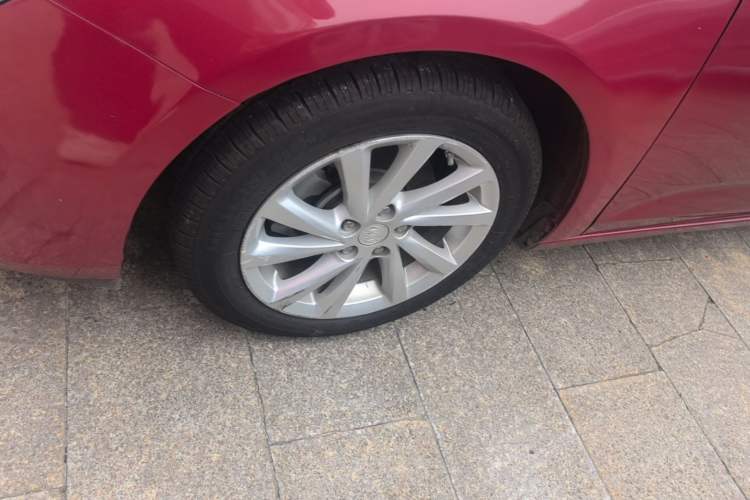 Used Buick Verano 2015 Sedan 15S Automatic Leading Model Left Front Wheel Hub