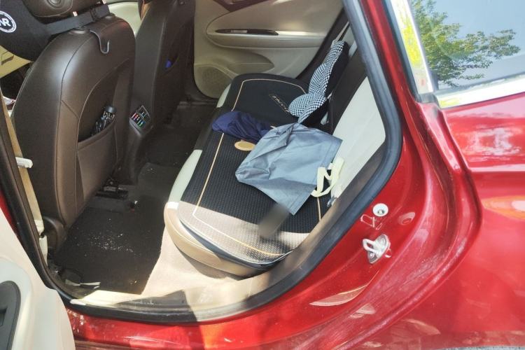 Used Buick Verano 2015 Sedan 15S Automatic Leading Model Left Rear Seat