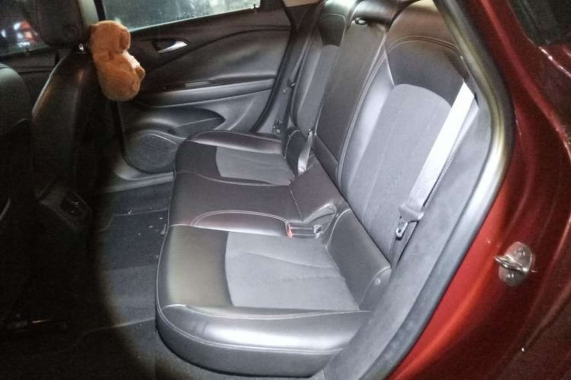Used Buick Verano 2015 Sedan 20T Dual-Clutch Leading Model Left Rear Seat