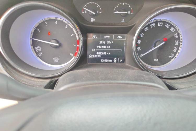 Used Buick Verano 2015 Sedan 15S Automatic Ambition Model Odometer Close Up