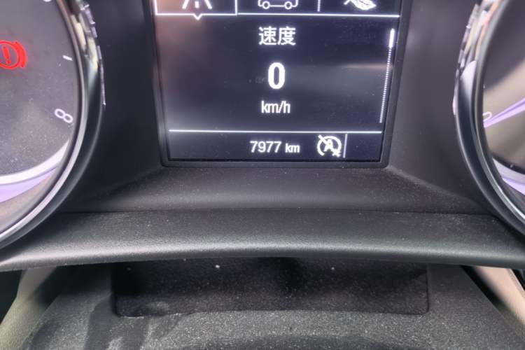 Used Buick Verano 2015 Sedan 15S Manual Entry-Level Model Odometer Close Up