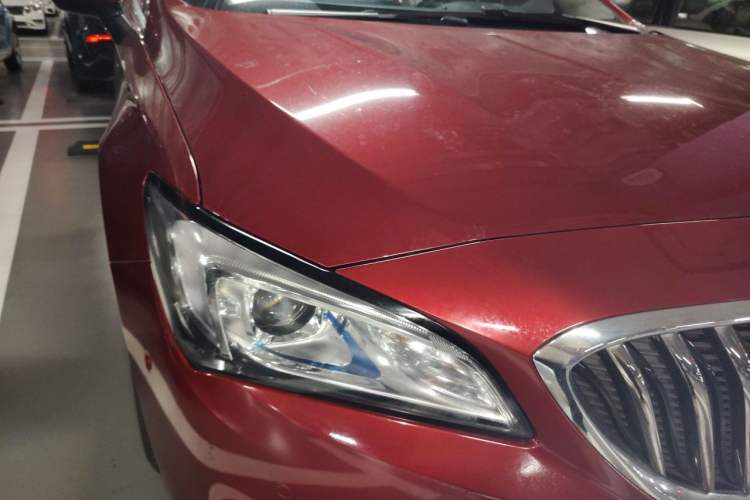 Used Buick Verano 2015 Sedan 20T Dual-Clutch Elite Model Right Front Headlight