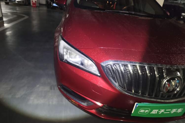 Used Buick Verano 2015 Sedan 20T Dual-Clutch Leading Model Right Front Headlight