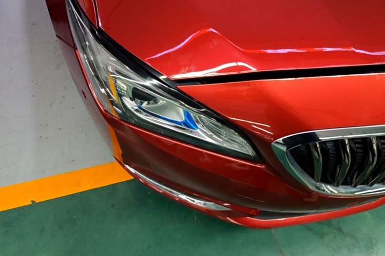 Used Buick Verano 2015 Sedan 20T Dual-Clutch Elite Model Right Front Headlight