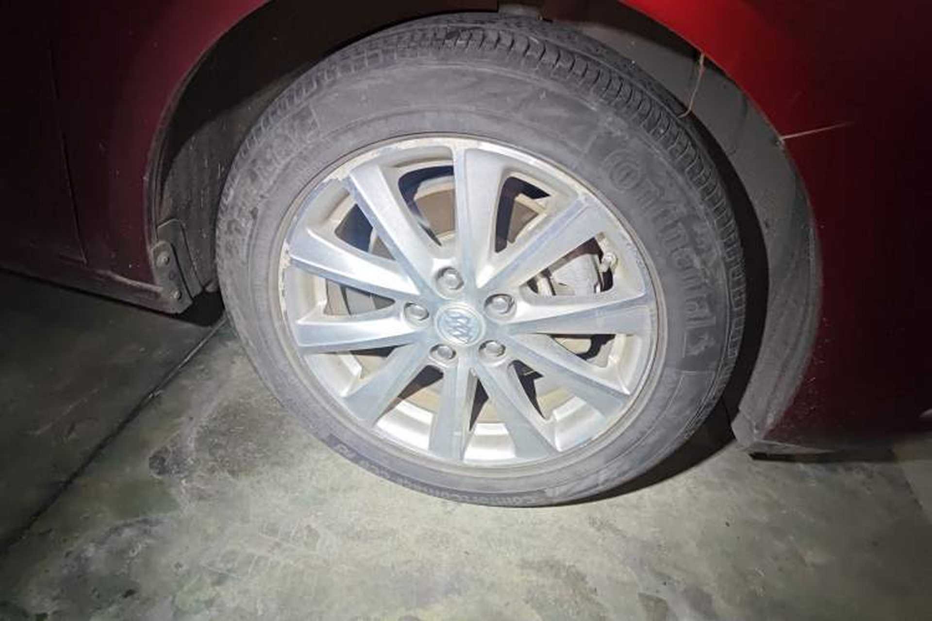 Used Buick Verano 2015 Sedan 20T Dual-Clutch Leading Model Right Front Wheel Hub