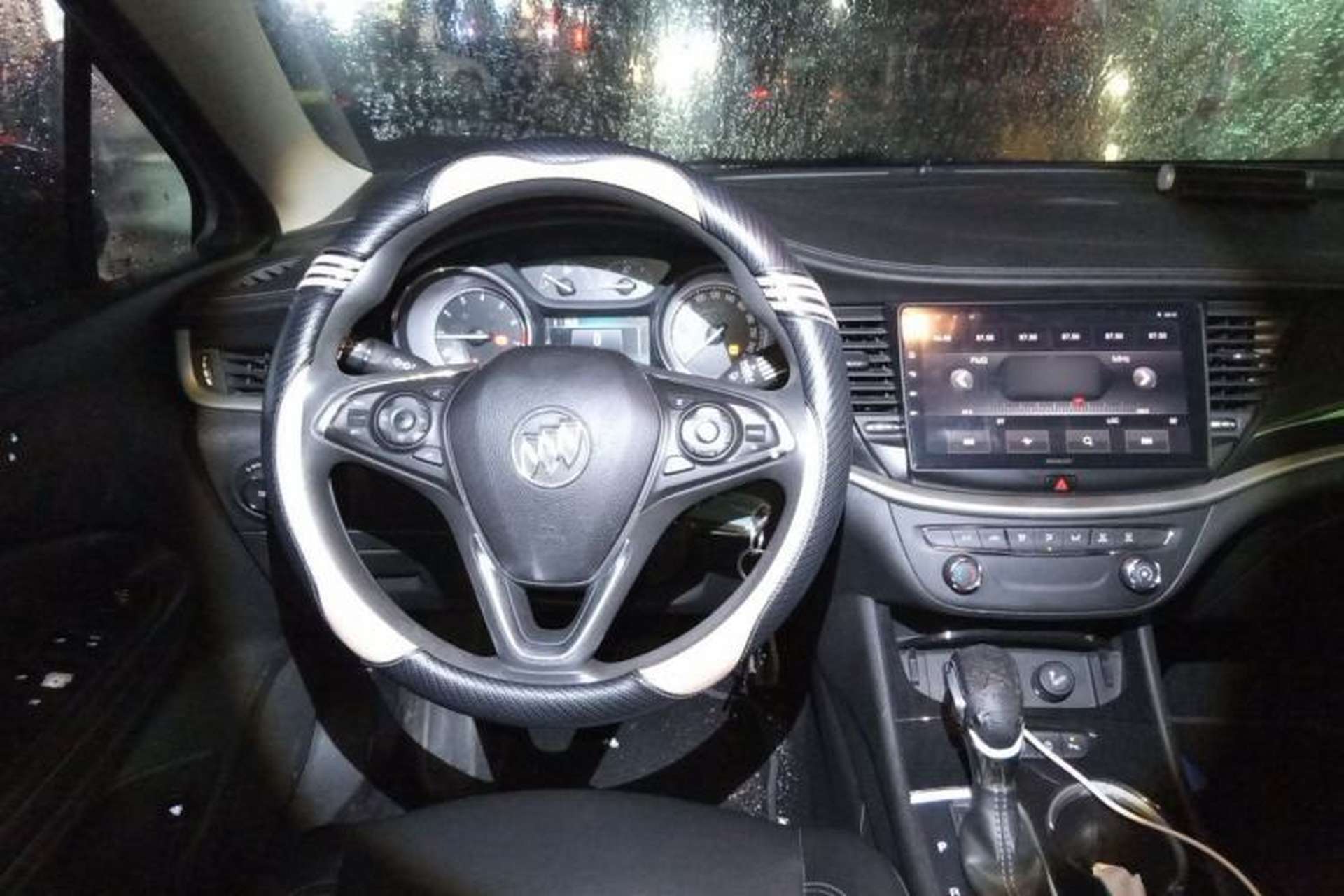 Used Buick Verano 2015 Sedan 20T Dual-Clutch Leading Model Steering Wheel