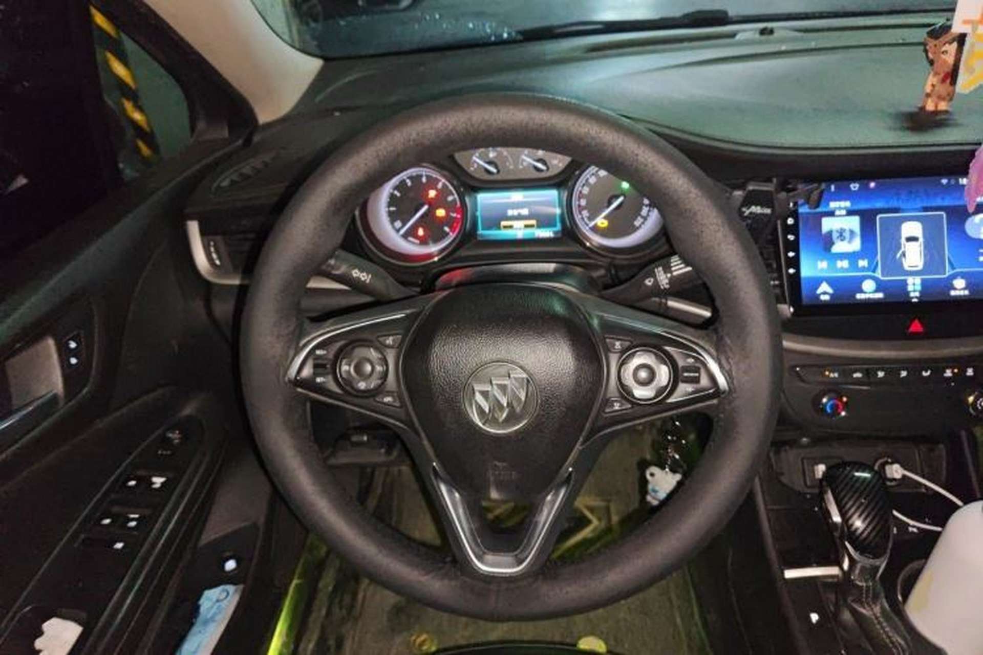 Used Buick Verano 2015 Sedan 20T Dual-Clutch Leading Model Steering Wheel