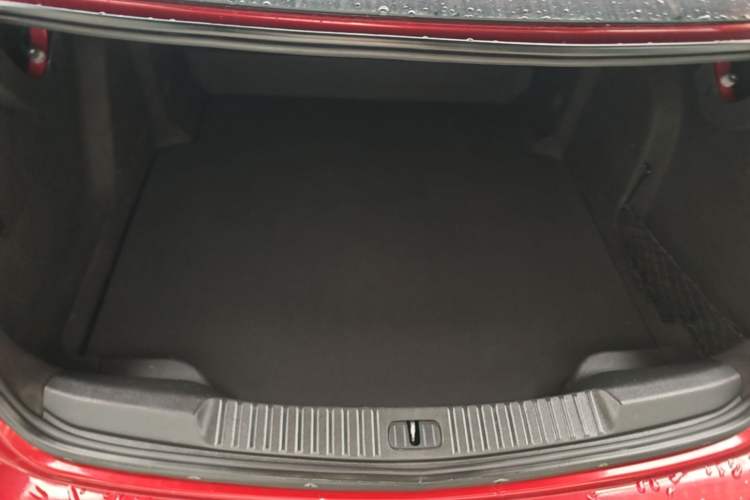 Used Buick Verano 2015 Sedan 15S Automatic Leading Model Trunk