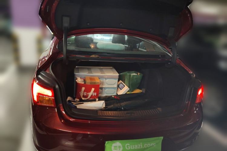 Used Buick Verano 2015 Sedan 20T Dual-Clutch Elite Model Trunk