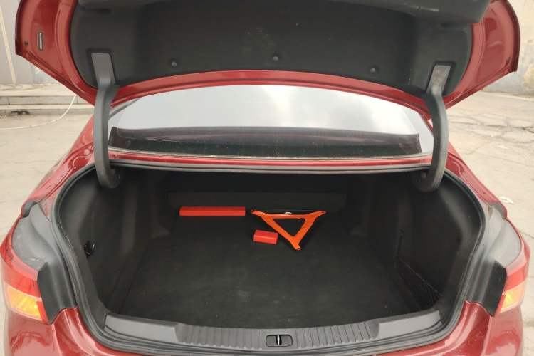 Used Buick Verano 2015 Sedan 15S Automatic Ambition Model Trunk