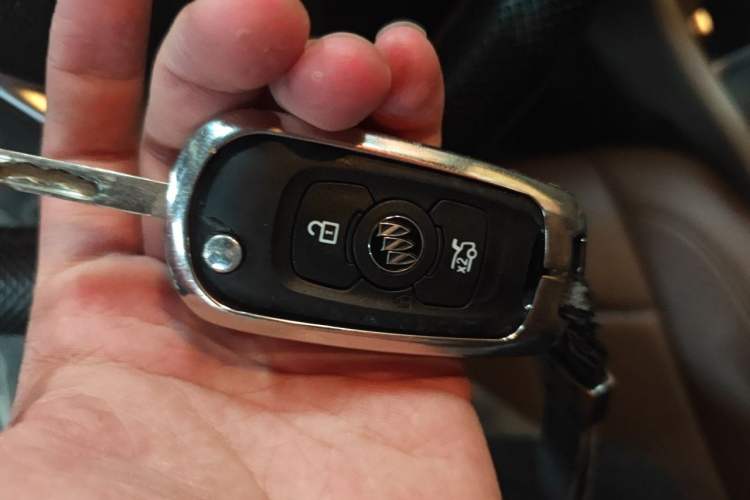 Used Buick Verano 2015 Sedan 15S Automatic Leading Model Vehicle Key