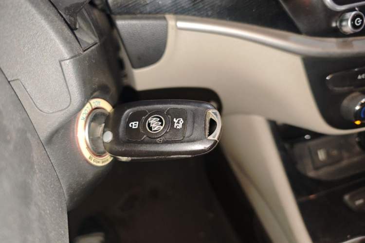 Used Buick Verano 2015 Sedan 15S Automatic Ambition Model Vehicle Key
