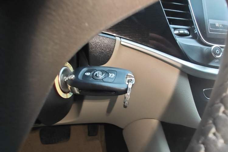 Used Buick Verano 2015 Sedan 15S Automatic Leading Model Vehicle Key