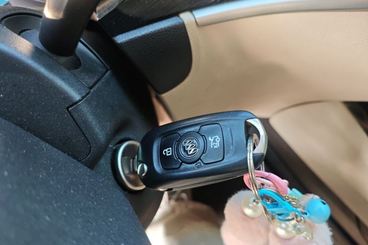 Used Buick Verano 2015 Sedan 15S Automatic Leading Model Vehicle Key