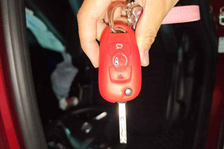 Used Buick Verano 2015 Sedan 20T Dual-Clutch Leading Model Vehicle Key
