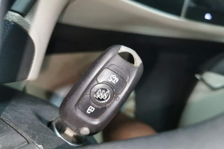 Used Buick Verano 2015 Sedan 15S Automatic Leading Model Vehicle Key
