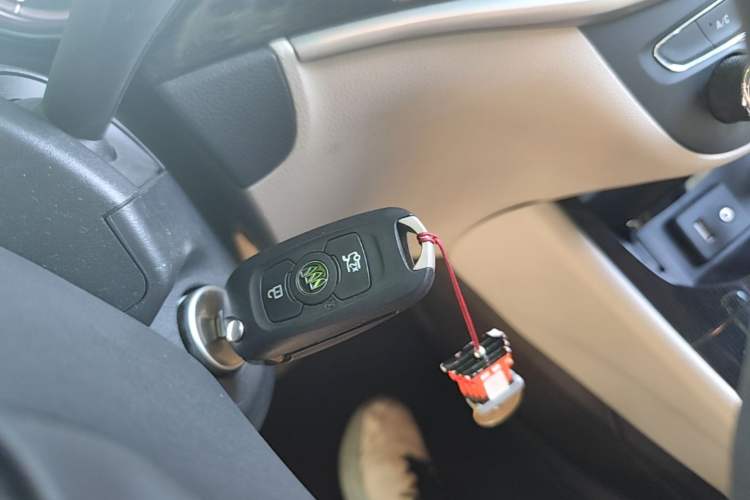 Used Buick Verano 2015 Sedan 15S Automatic Leading Model Vehicle Key