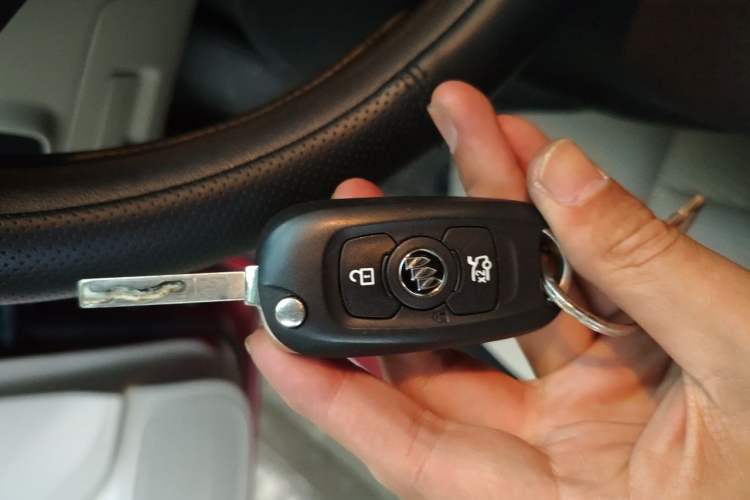 Used Buick Verano 2015 Sedan 15S Automatic Ambition Model Vehicle Key