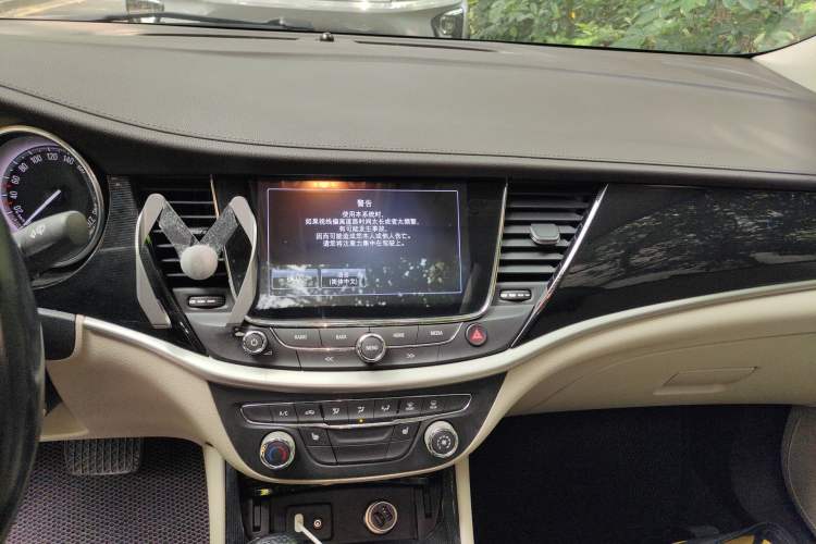 Used Buick Verano 2015 Sedan 15S Automatic Leading Model Audio And AC Panel