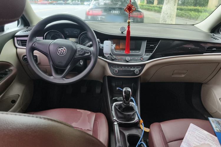 Used Buick Verano 2015 Sedan 15S Manual Entry-Level Model Center Console