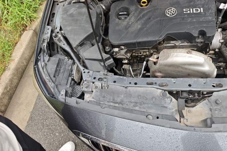 Used Buick Verano 2015 Sedan 15S Automatic Leading Model Engine Bay Right