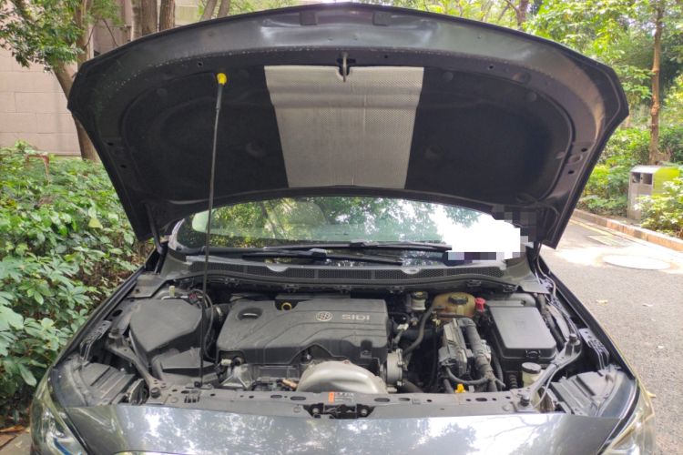 Used Buick Verano 2015 Sedan 15S Automatic Leading Model Engine Bay