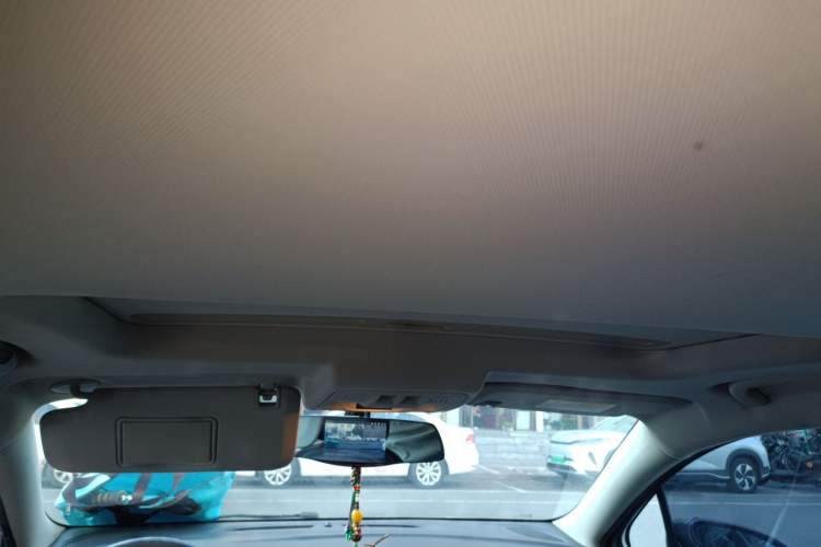 Used Buick Verano 2015 Sedan 20T Dual-Clutch Leading Model Headliner