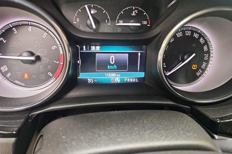 Used Buick Verano 2015 Sedan 15S Automatic Leading Model Odometer Close Up